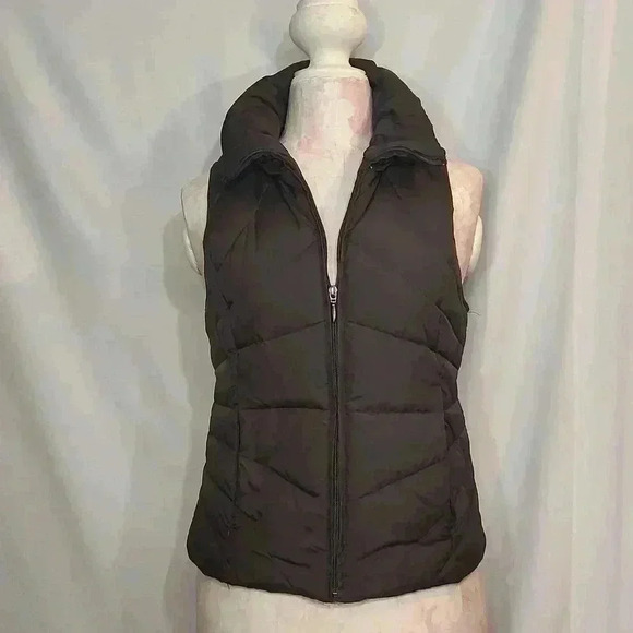 Kenneth Cole Reaction Puffer Vest - Picture 1 of 9